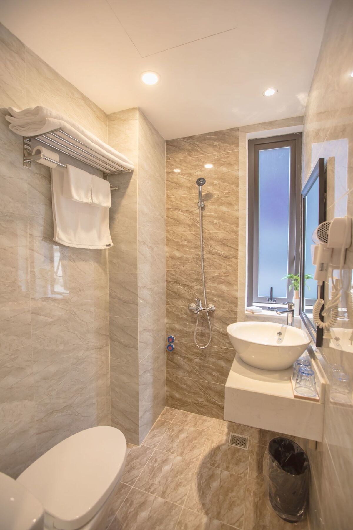 Dinh Ami Hanoi Hotel מראה חיצוני תמונה